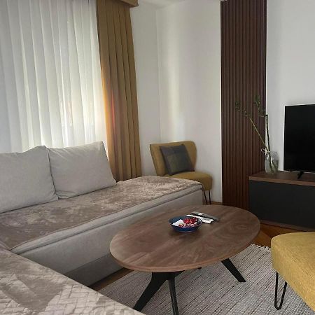 Kuman Apartments Kumanovo Luaran gambar
