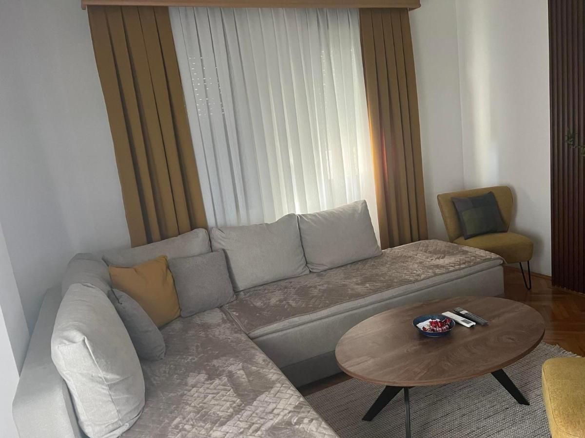Kuman Apartments Kumanovo Luaran gambar